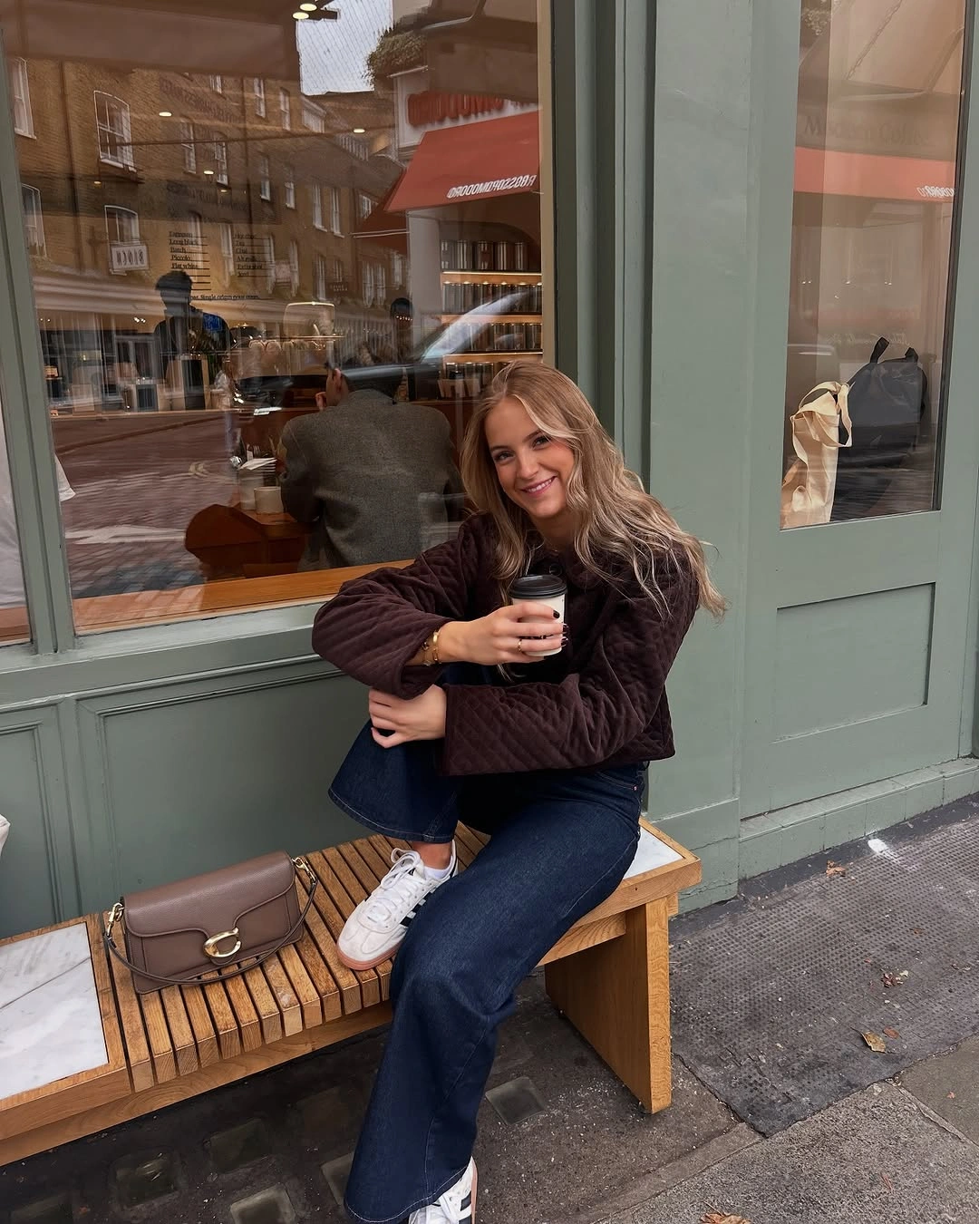what are the best fall outfits for casual days? Quilted Layers and Dark Denim for Everyday Coffee Runs