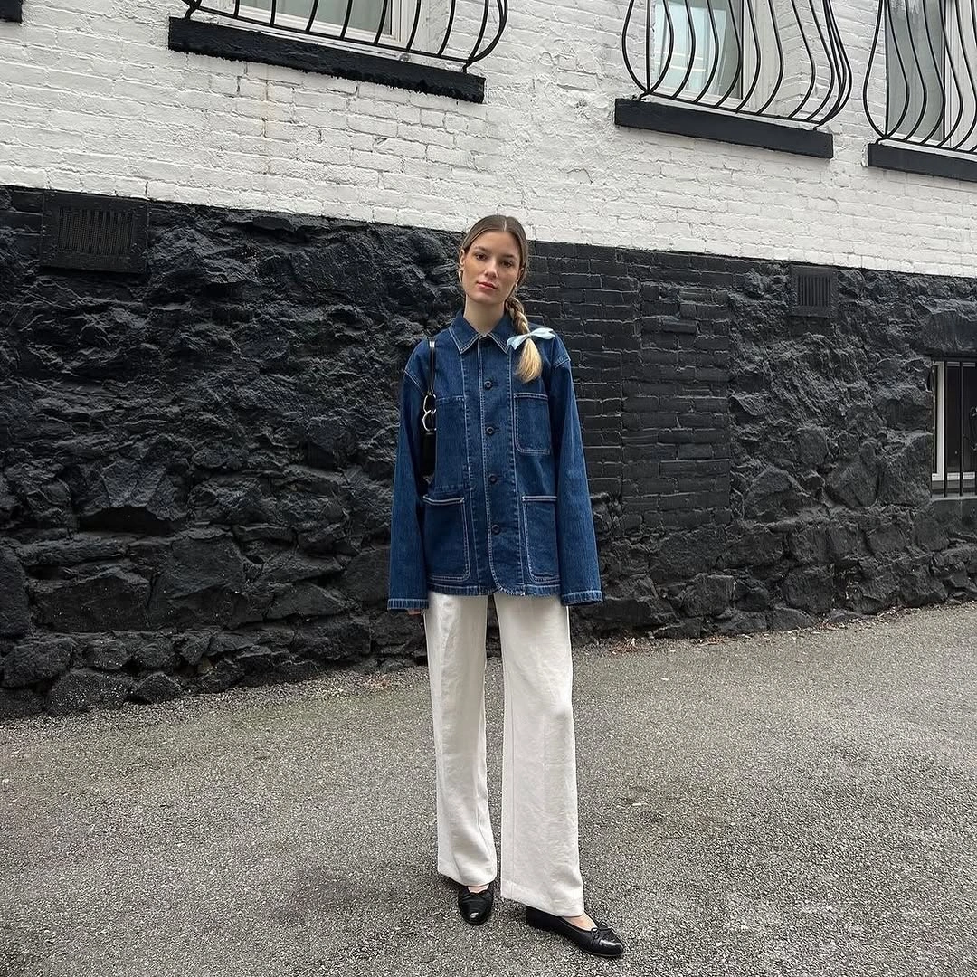 what are the best fall outfits for casual days? Relaxed Denim Layers with Wide-Leg Trousers