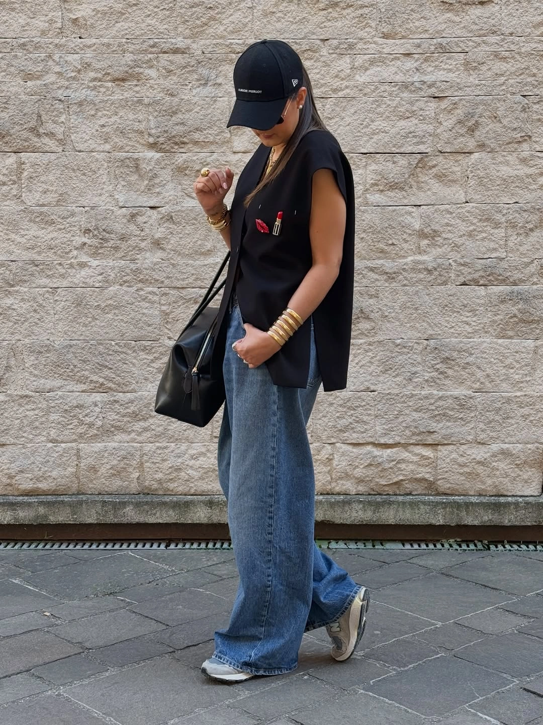 wide leg jeans outfit fall 2026 Sporty Black Layers With Relaxed Wide-Leg Denim