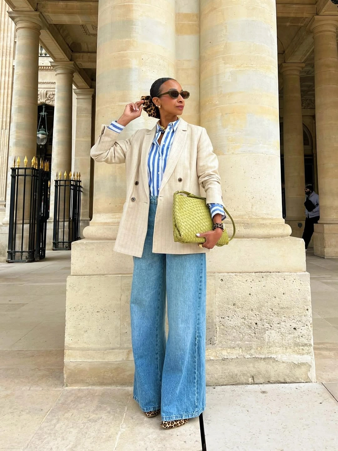 wide leg jeans outfit fall 2026 Tailored Blazer and Wide-Leg Denim for Elevated Workwear
