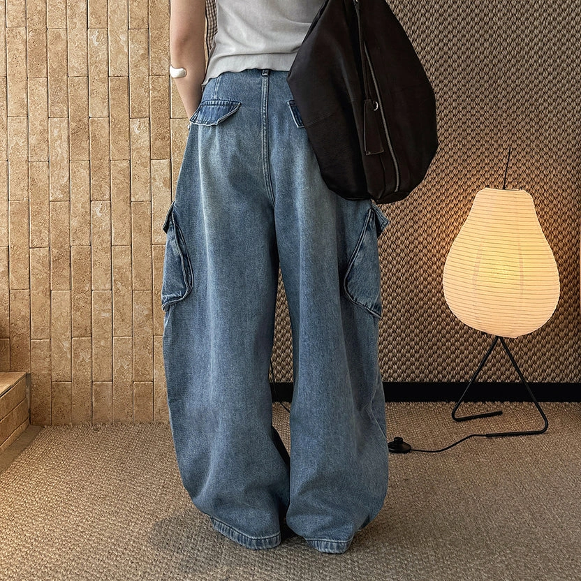 wide leg jeans outfit fall 2026 Relaxed Cargo Wide-Leg Jeans With Contemporary Street Style