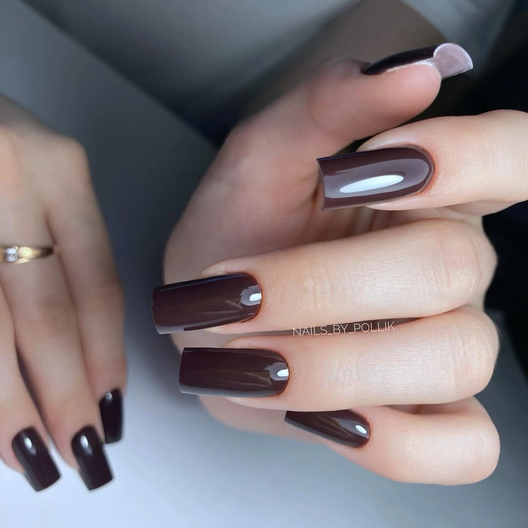 medium square nails mixing nude espresso and gold accents