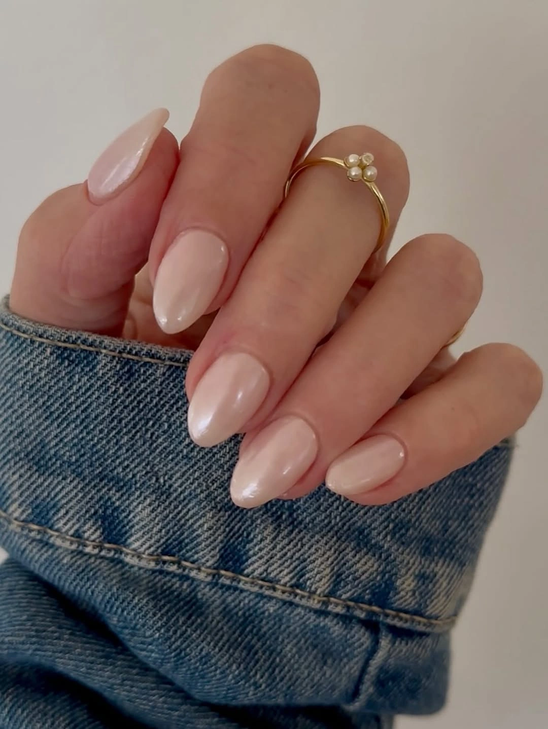 Medium almond glossy blush pink fall dip nails
