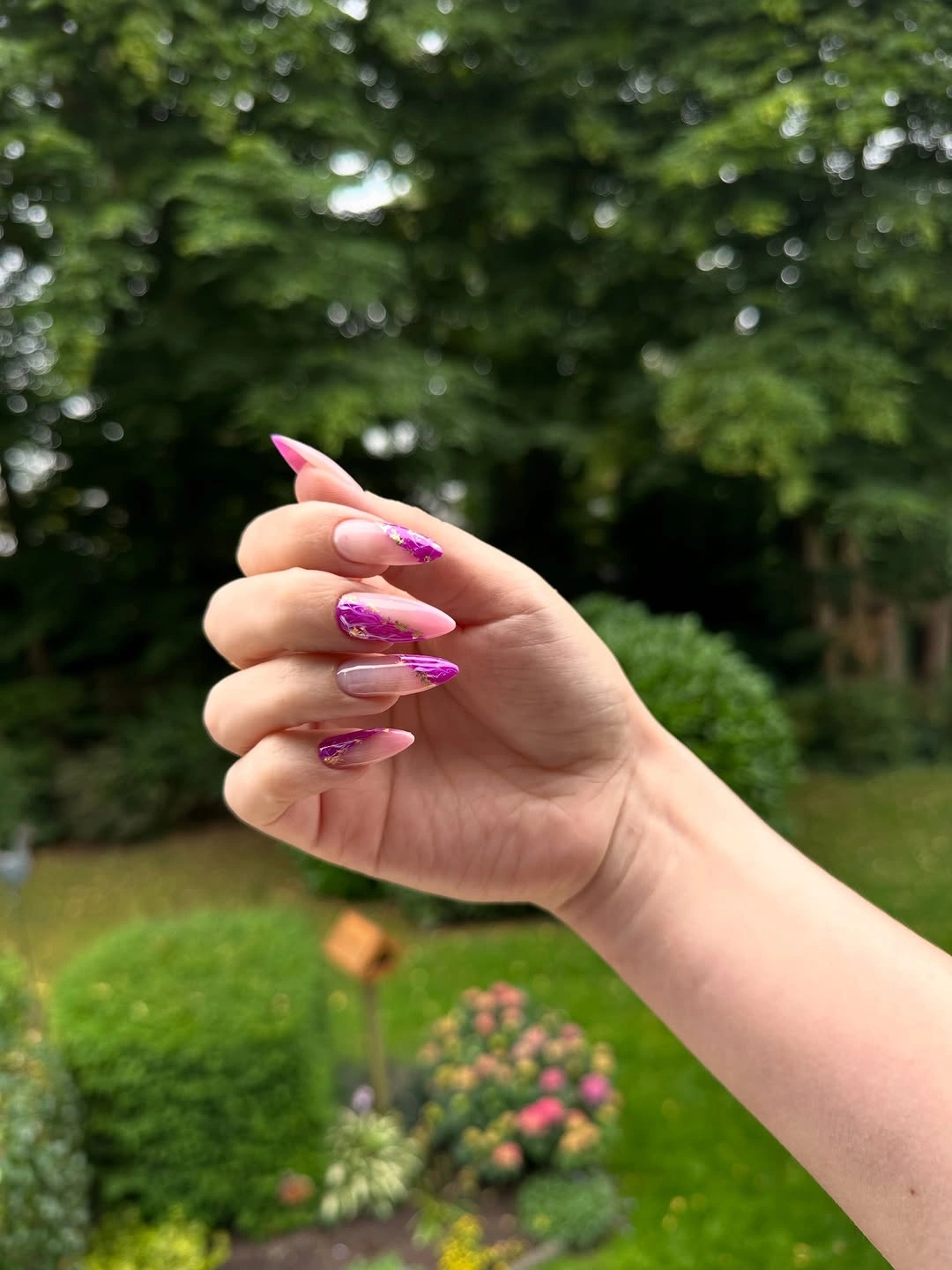 Long pointed pink purple glossy fall dip nails