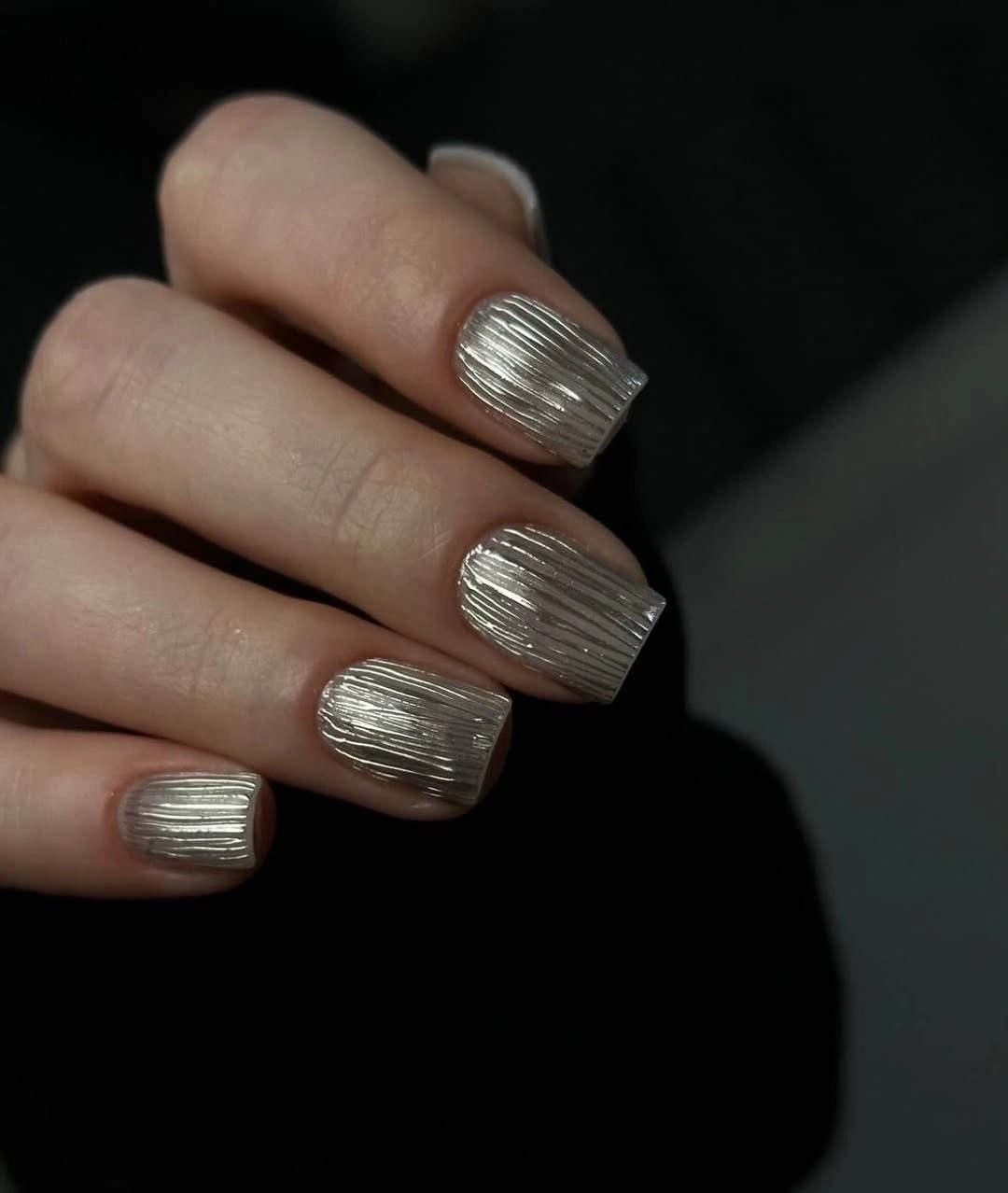 medium square silver nails with ribbed metallic texture