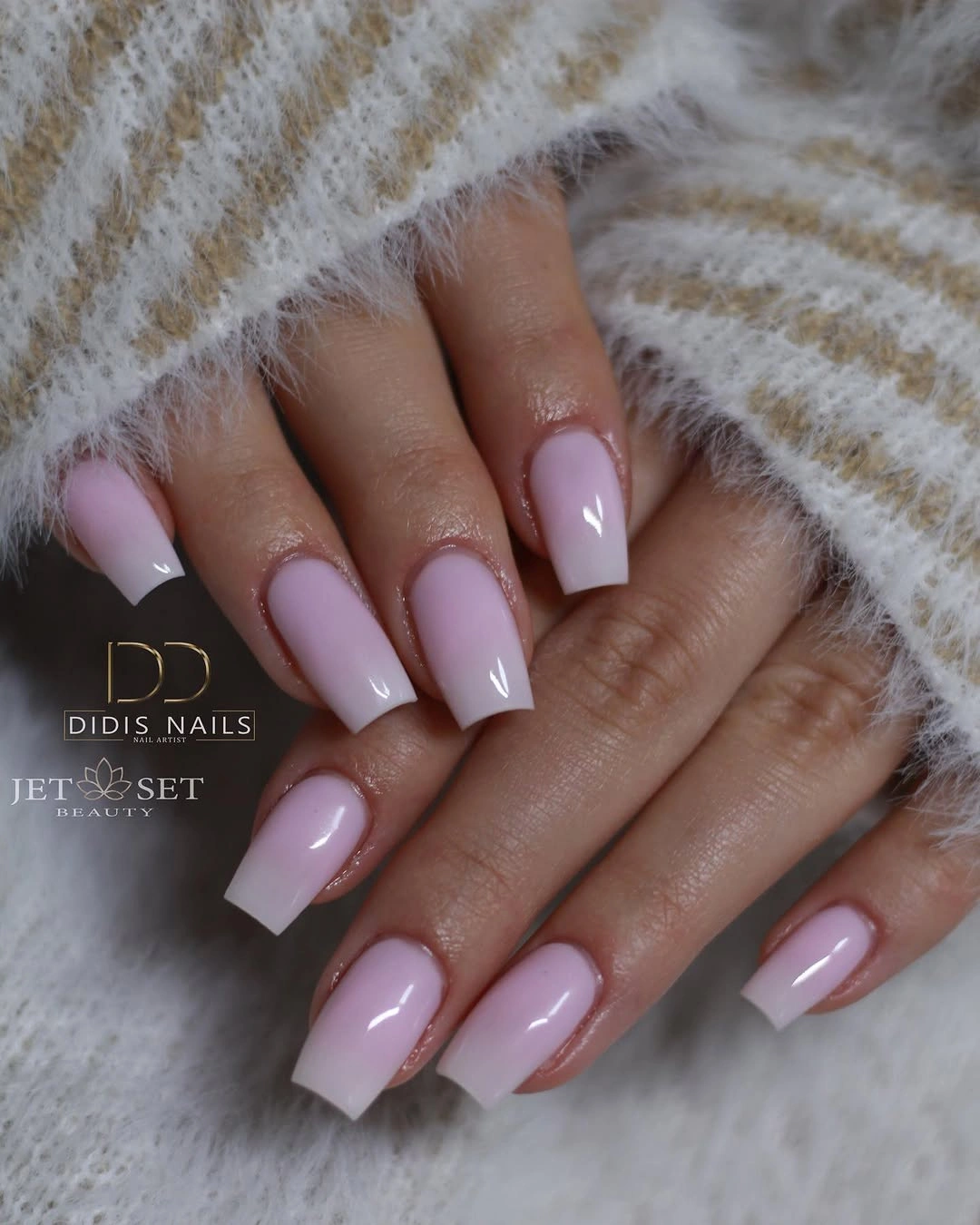 Medium square nails in an even pale lilac finish