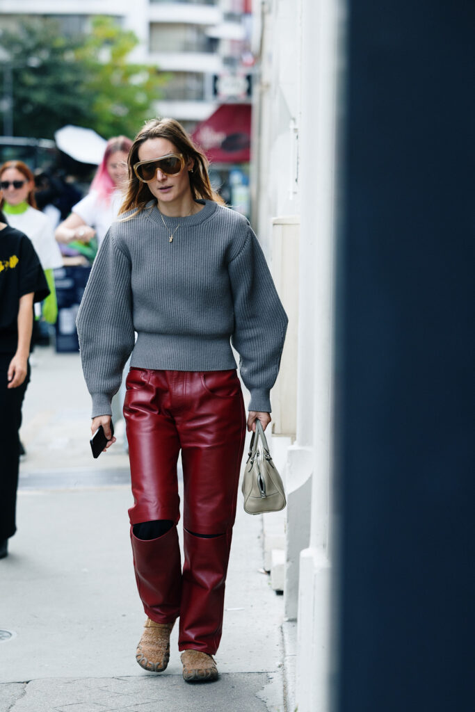 Moccasin-Style Flats Outfit Idea Moccasin-Style Flats Outfit Idea β Winter Outfits