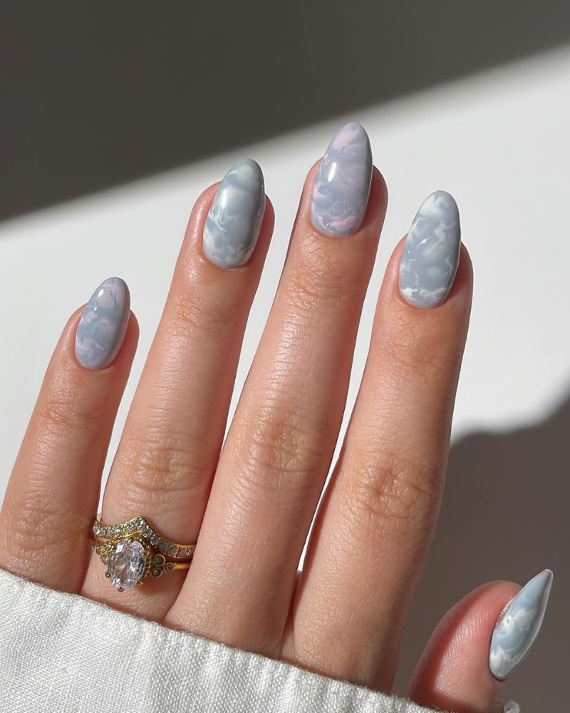 Cloudy Grey and Pink Marble on Almond Nails — Winter Marble Nails