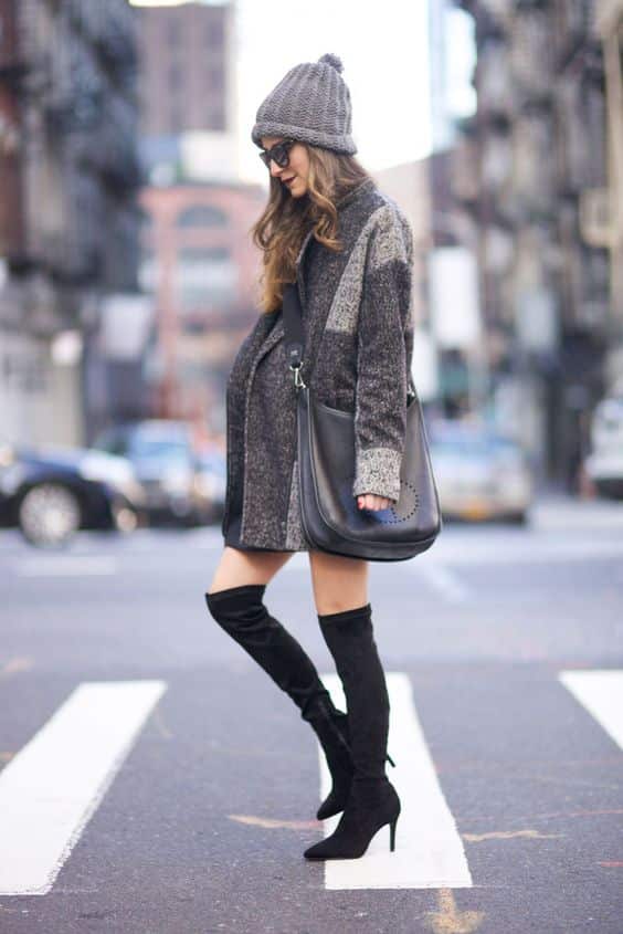 Cozy Grey Patterned Coat with Over-the-Knee Boots Cozy Grey Patterned Coat with Over-the-Knee Boots β Winter Maternity Outfits