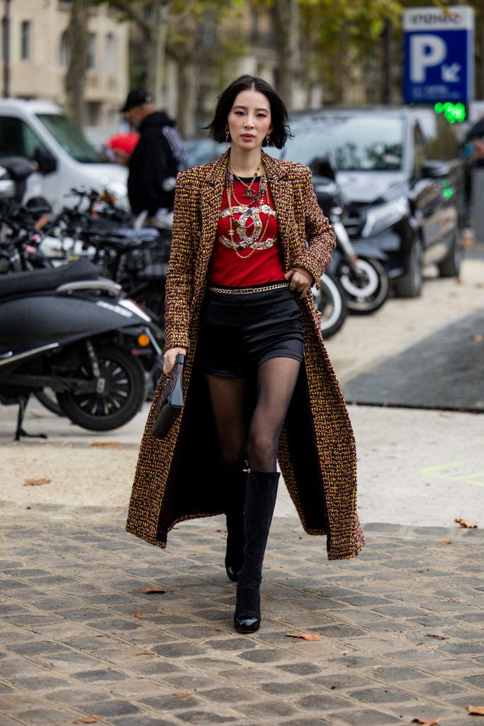 Graphic Tee, Satin Shorts, and Heeled Knee-High Boots for a Fashionable Day — Winter Boots Outfits