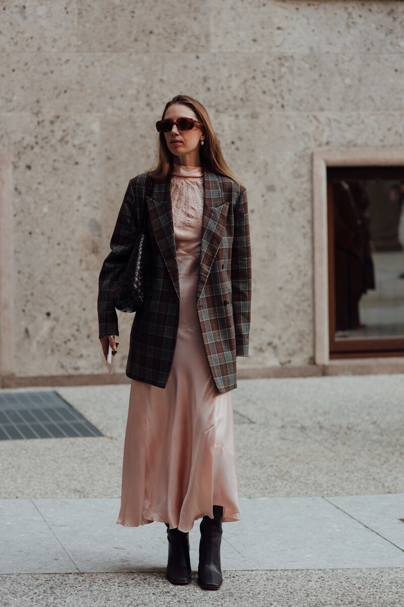 Unexpected Pairing: Black Boots with Silk Slip Dress and Plaid Blazer Unexpected Pairing: Black Boots with Silk Slip Dress and Plaid Blazer β Black Boots Outfits