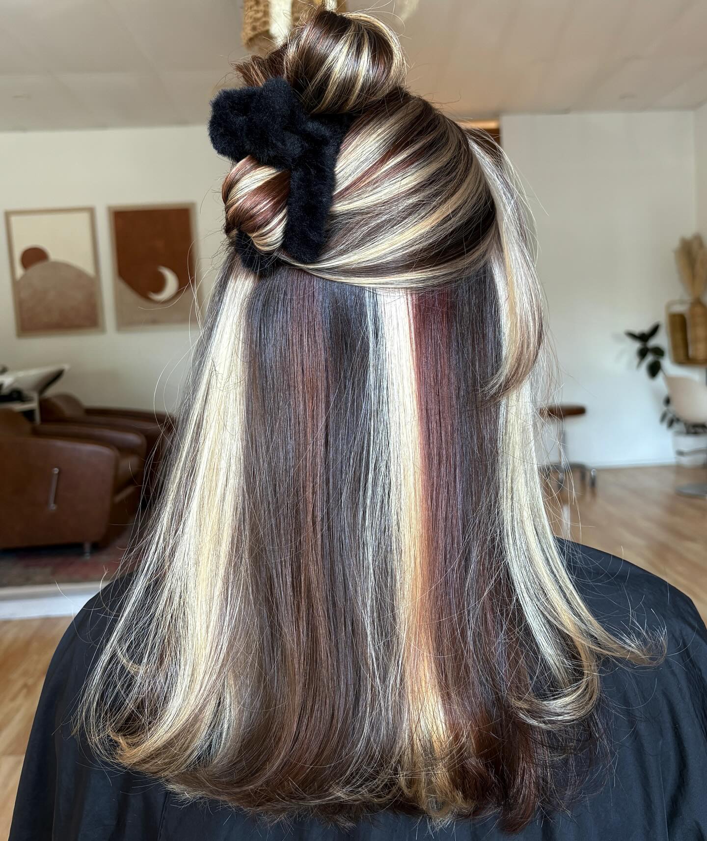 Dark Brown With Chunky Blonde & Red Highlights — Winter Highlights