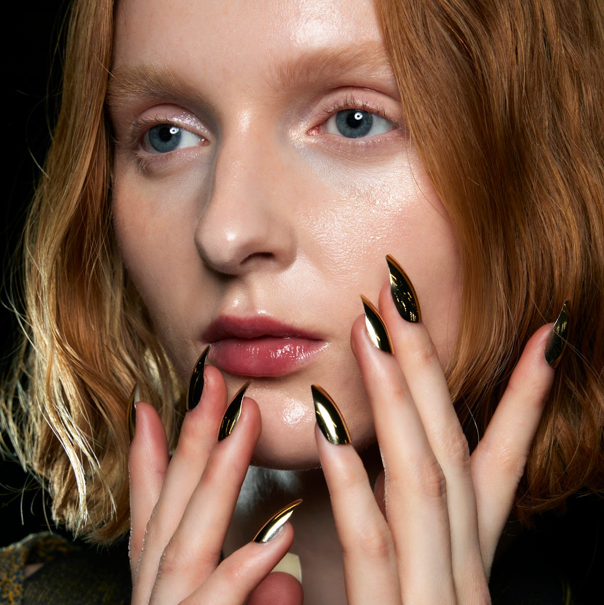 Extra-Long Stiletto with Gold Chrome Tips Extra-Long Stiletto with Gold Chrome Tips β New Years Nail Colors 2027