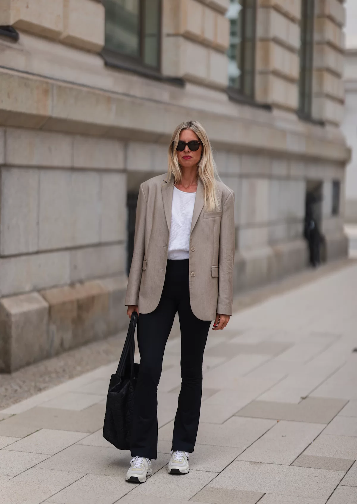 Chic Beige Blazer and Fitted Trousers with White Sneakers — Winter Outfits with Sneakers