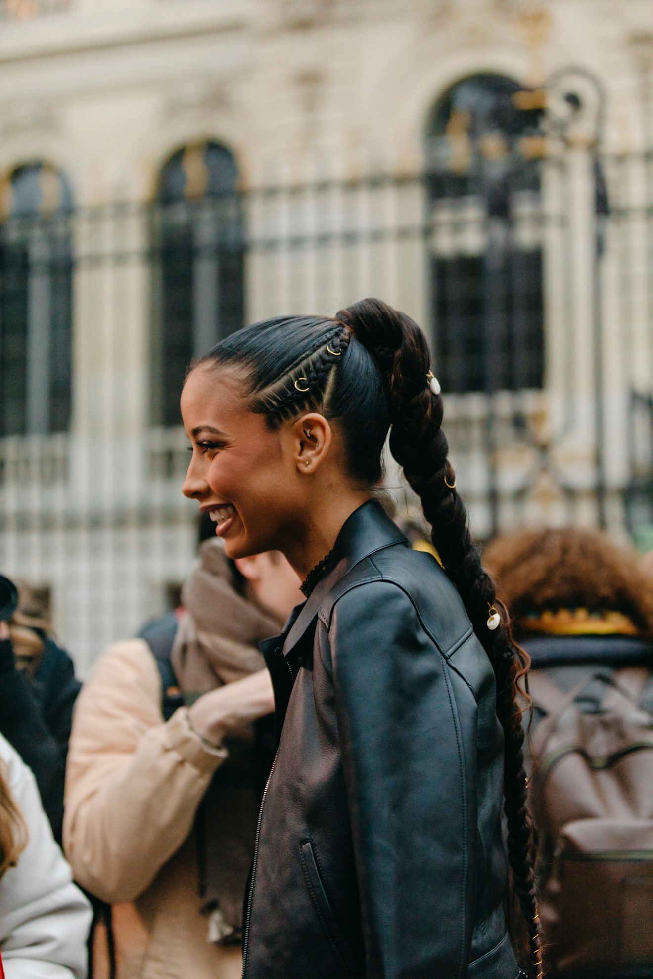 Mid-Back Visual Idea — Winter Hairstyles for Black Women