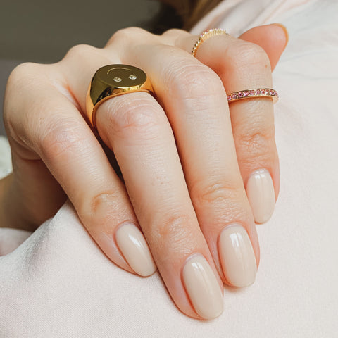 Pale Beige Glossy Short Oval Nails — Aesthetic Winter Nails
