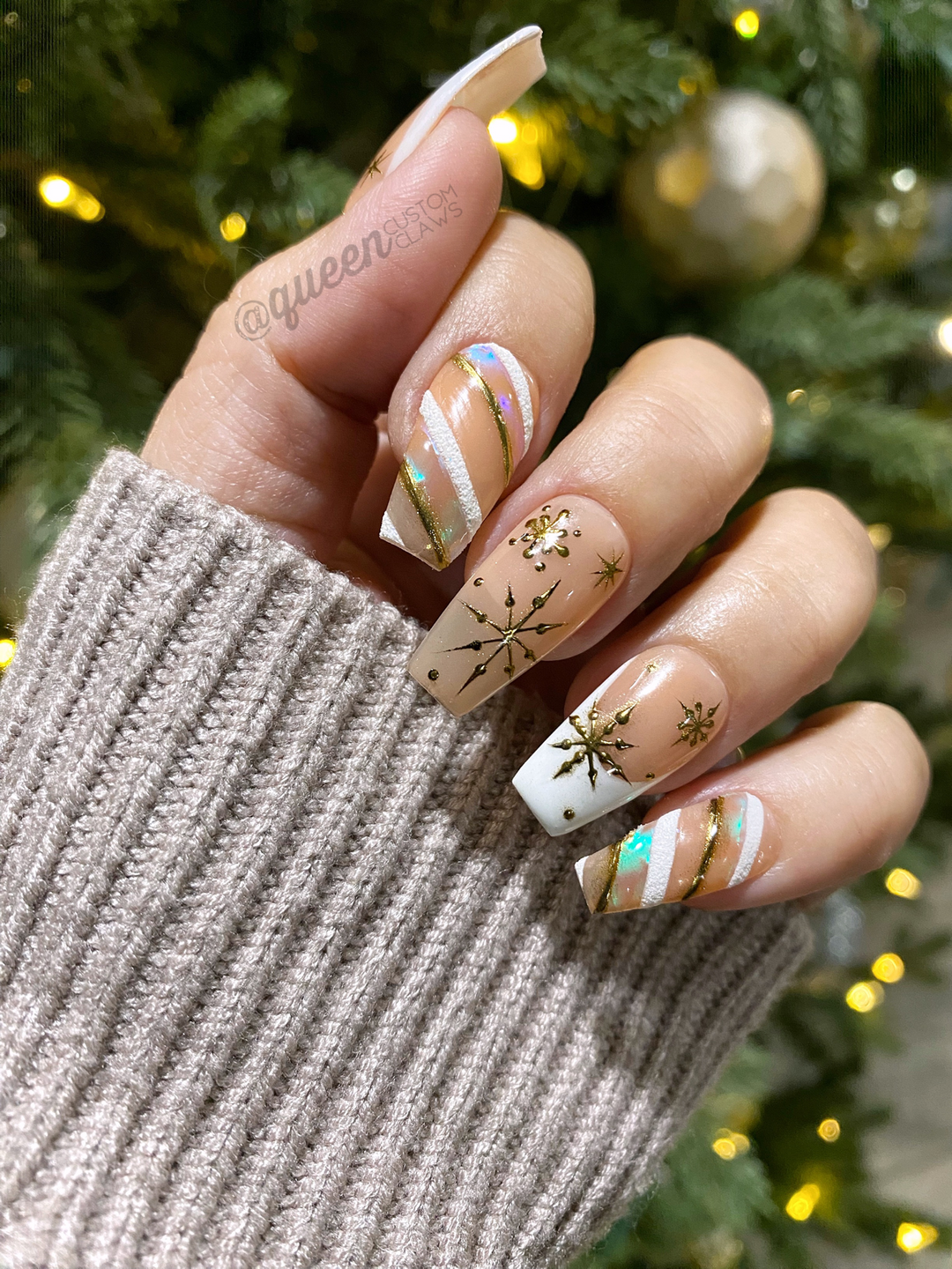 Long Coffin Nude White Gold Snowflakes — Winter Nail Designs
