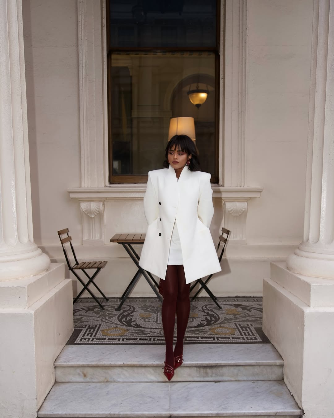 Burgundy Sheer Tights with Oversized White Coat Burgundy Sheer Tights with Oversized White Coat β Tights Outfits