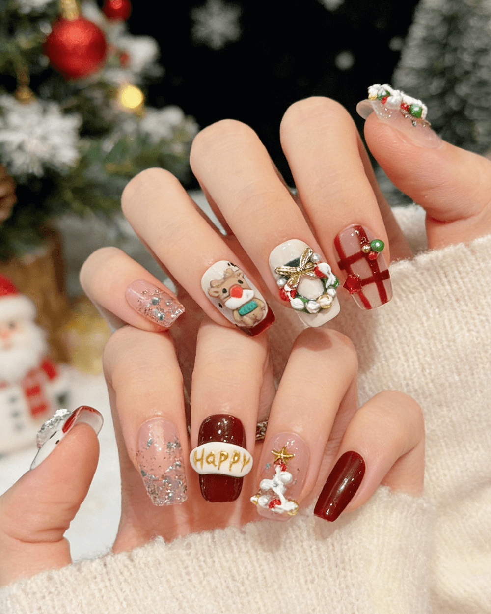 Clean Visual Idea Clean Visual Idea β Christmas Nails 2026