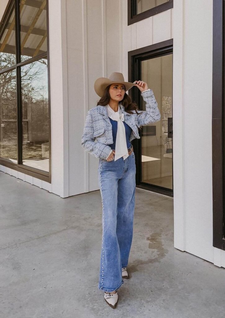 Cowgirl-Inspired Denim and Tweed for a Nashville Vibe Cowgirl-Inspired Denim and Tweed for a Nashville Vibe β Nashville Winter Outfits