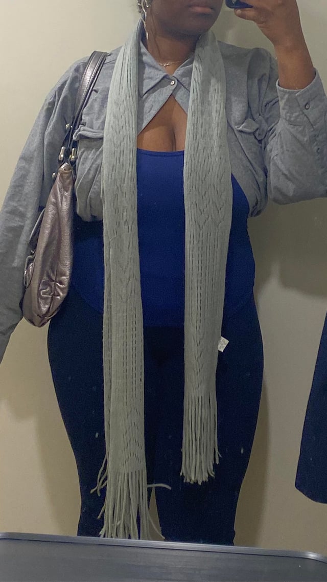 Knitted Scarf for a Cozy Accent — Casual Winter Outfits