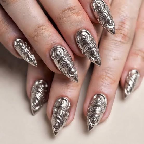 Long Stiletto Silver Chrome with 3D Swirls Long Stiletto Silver Chrome with 3D Swirls β Silver Chrome Nails