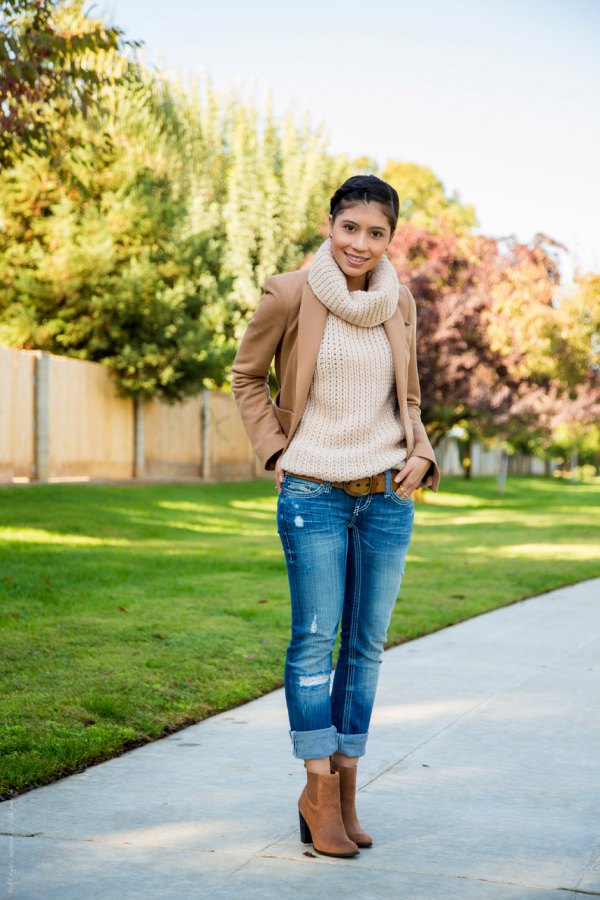 Cozy Fall Layers: Camel Blazer, Turtleneck, and Tan Suede Boots Cozy Fall Layers: Camel Blazer, Turtleneck, and Tan Suede Boots β Ankle Boots Outfits