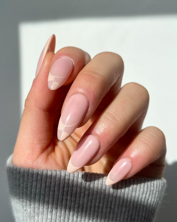 Glossy Visual Idea Glossy Visual Idea β Winter Almond Nails