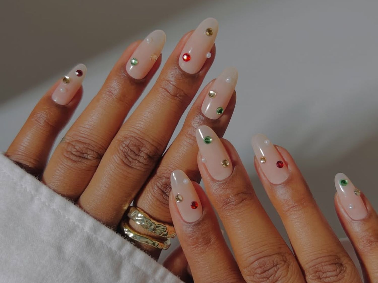 Festive Scattered Embellishments — Simple Winter Nails