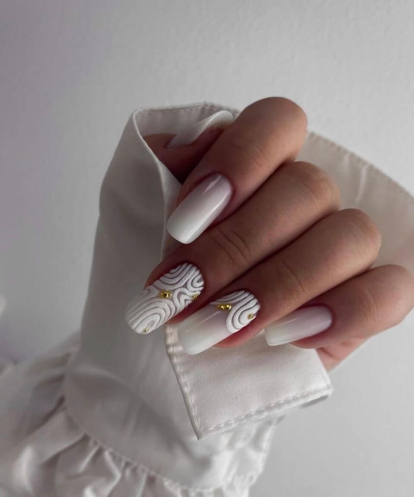 Winter Visual Idea Winter Visual Idea β Winter Squoval Nails