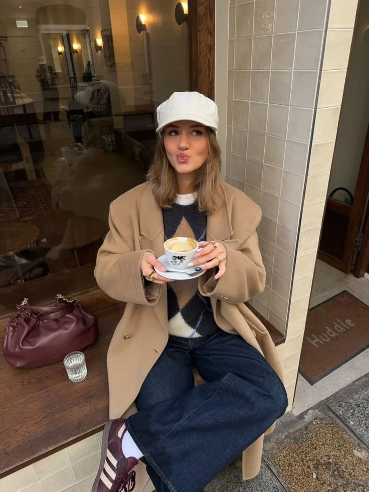 Oversized Camel Coat with Argyle Knit for a Casual Brunch Oversized Camel Coat with Argyle Knit for a Casual Brunch β Winter Brunch Outfits