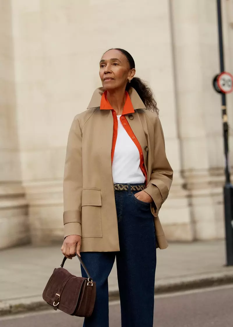 Beige Car Coat Over a Bright Crew Neck and Jeans — Car Coat Outfits
