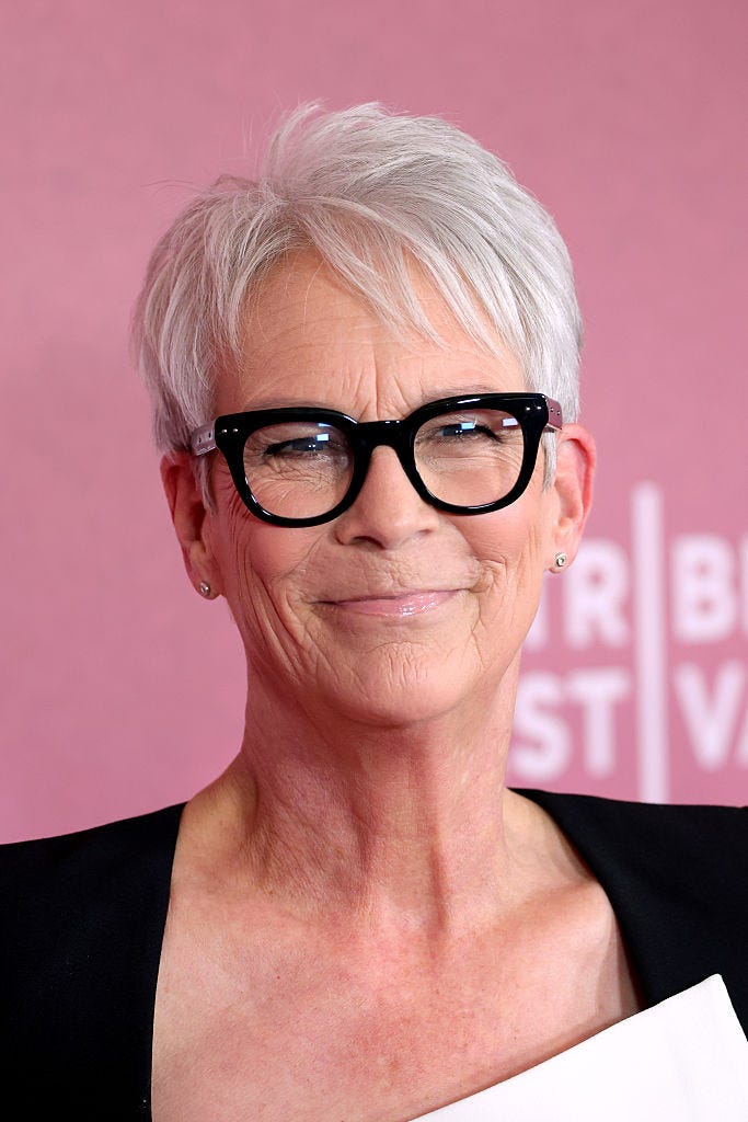 Ear-Length Visual Idea Ear-Length Visual Idea β Winter Hairstyles for Gray Hair