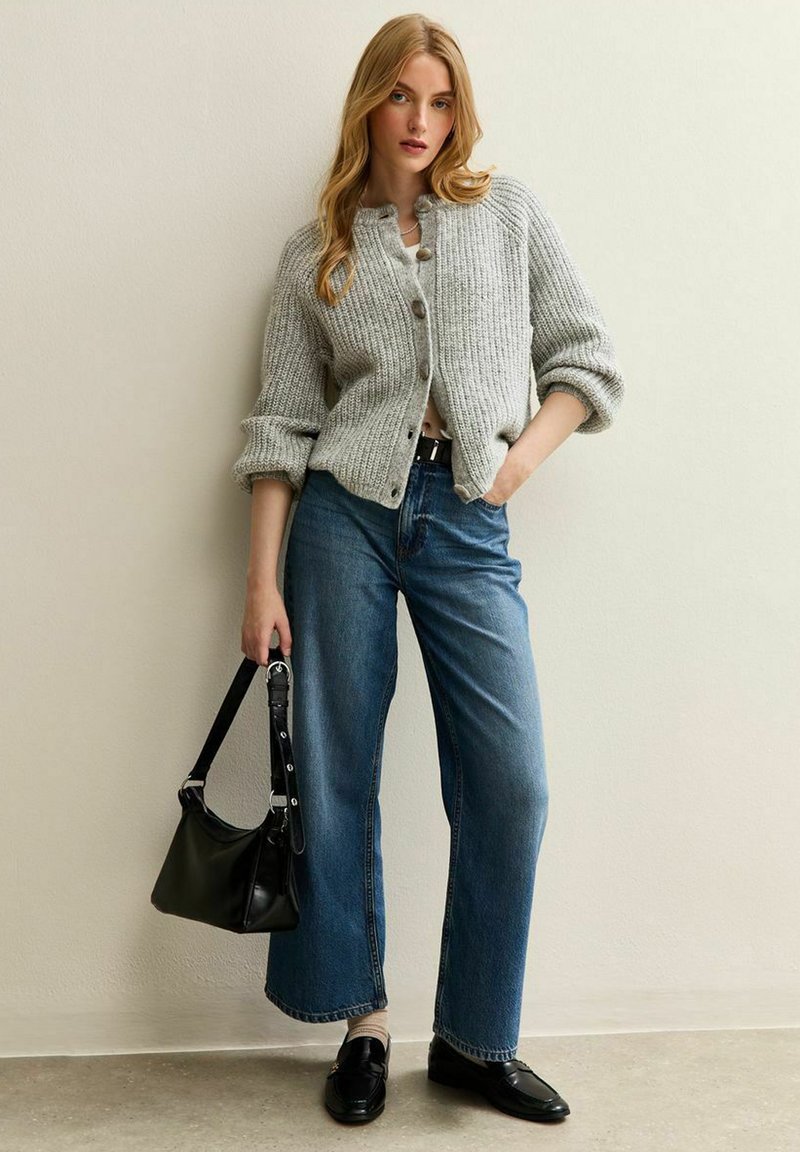 Grey Button-Up Cardigan with Wide-Leg Jeans and Loafers — Cardigan Outfits