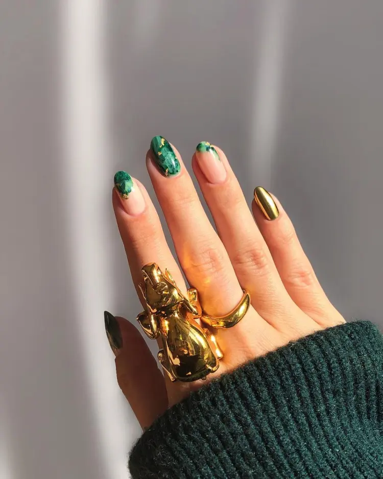 Medium Almond Abstract Marble — Dark Green Winter Nails