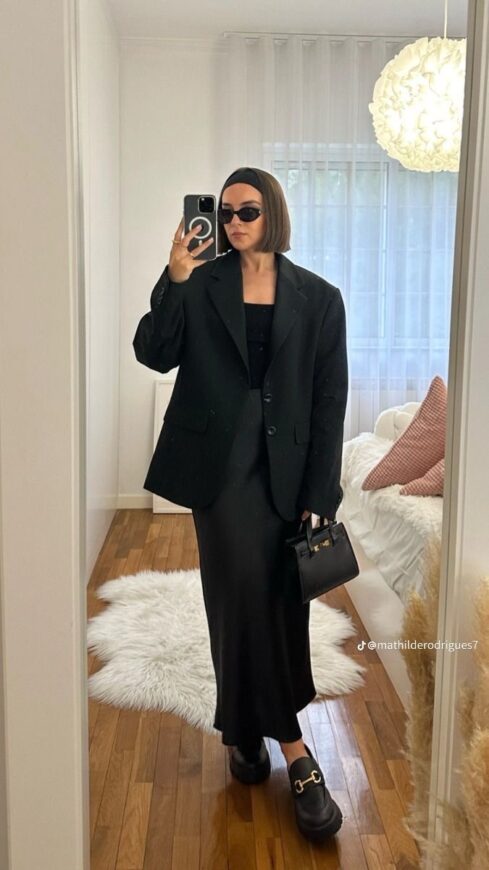 Oversized Blazer with a Slip Skirt for Chic Smart Casual Style — All Black Winter Outfits
