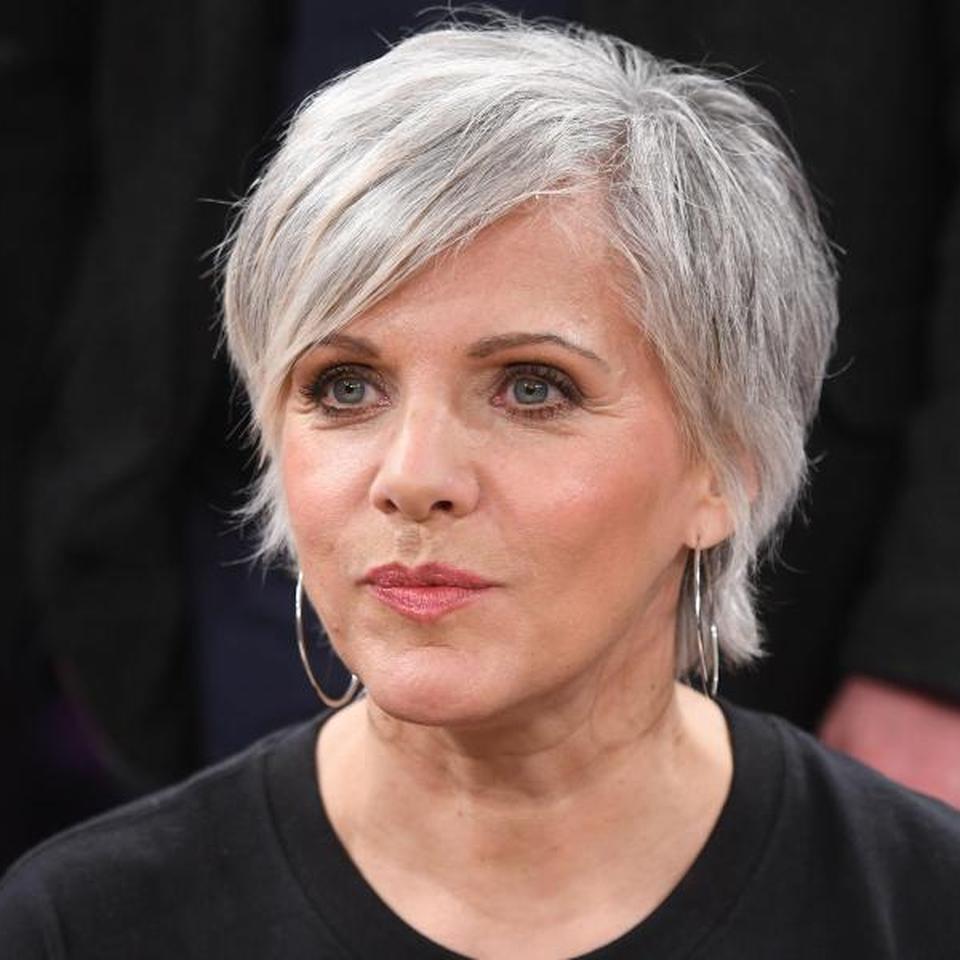 Natural Gray Bob With Tousled Finish Natural Gray Bob With Tousled Finish β Gray Blending Highlights