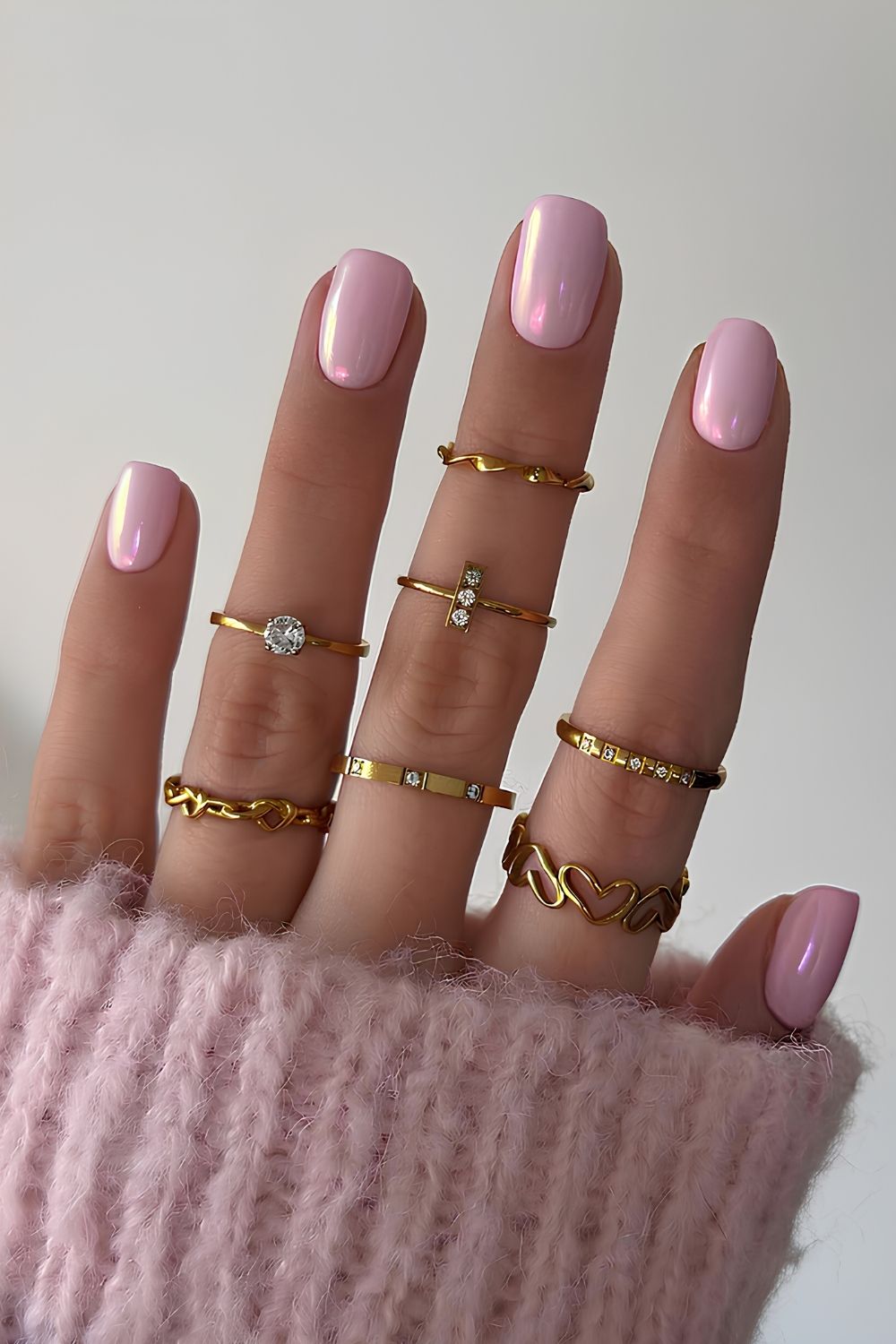 Crisp Opaque White Winter Nails Crisp Opaque White Winter Nails β Short Winter Round Nails