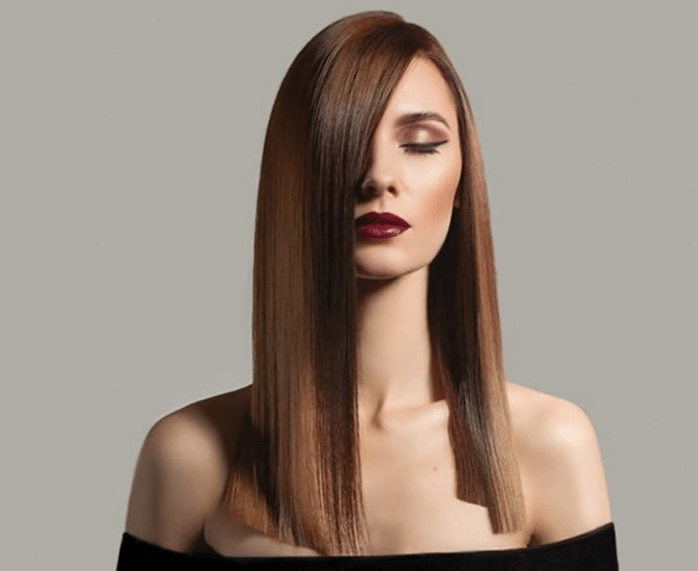 Collarbone Blunt Cut Side Swept Bangs — Winter Shoulder Length Hairstyles