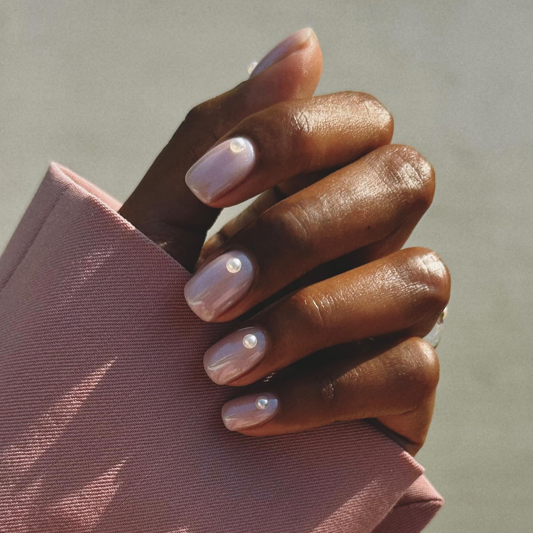 Short Square Pearl Accent Nails — Winter Wedding Guest Nails