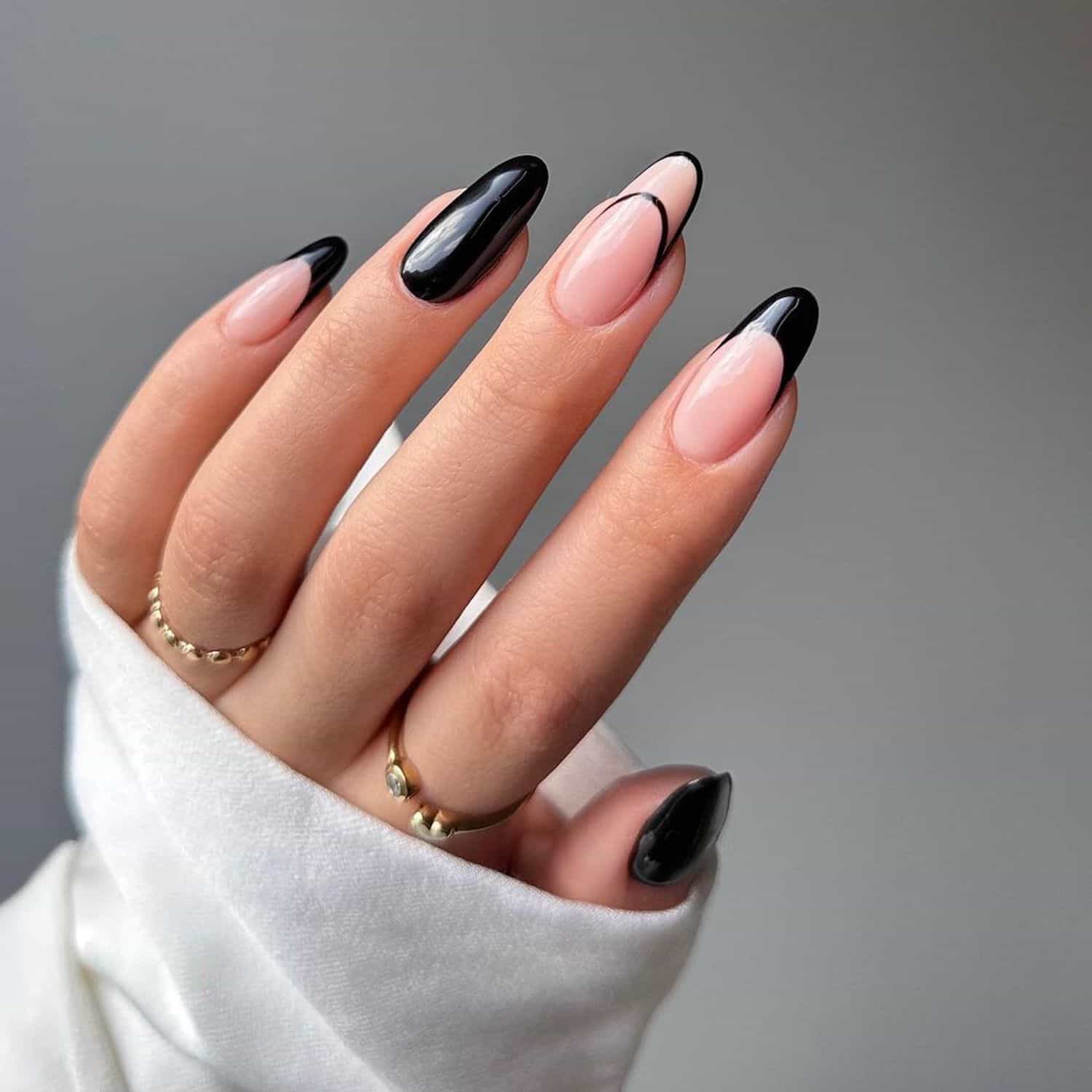 Medium Oval Black French Tips Medium Oval Black French Tips β New Years Nails 2027