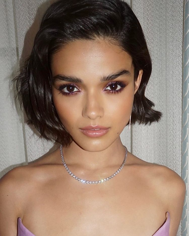Textured Chin Bob For Fine Hair — Cute Winter Hairstyles