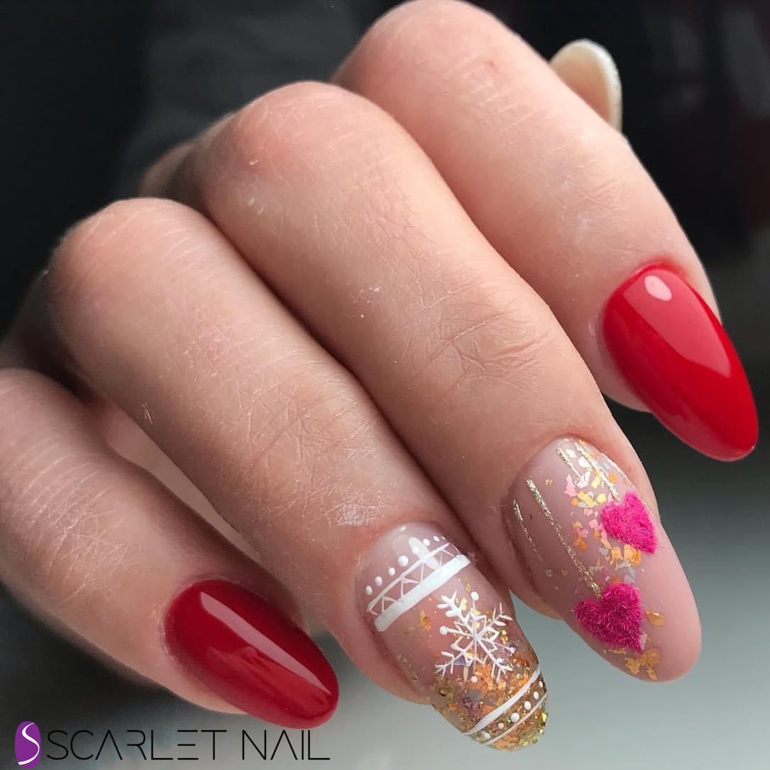 Salon Visual Idea — Minimalist Christmas Nails 2026