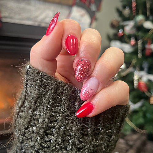 Glitter Accent Nail Ombre Visual Idea Glitter Accent Nail Ombre Visual Idea β Winter Dip Powder Nails