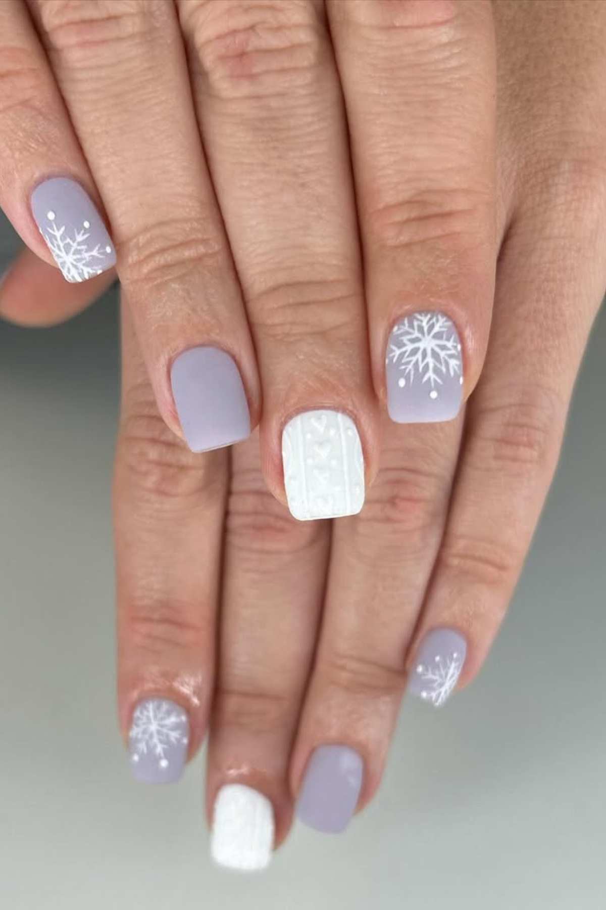 Short Square Grey Cable Knit Accent — Winter Nail Designs
