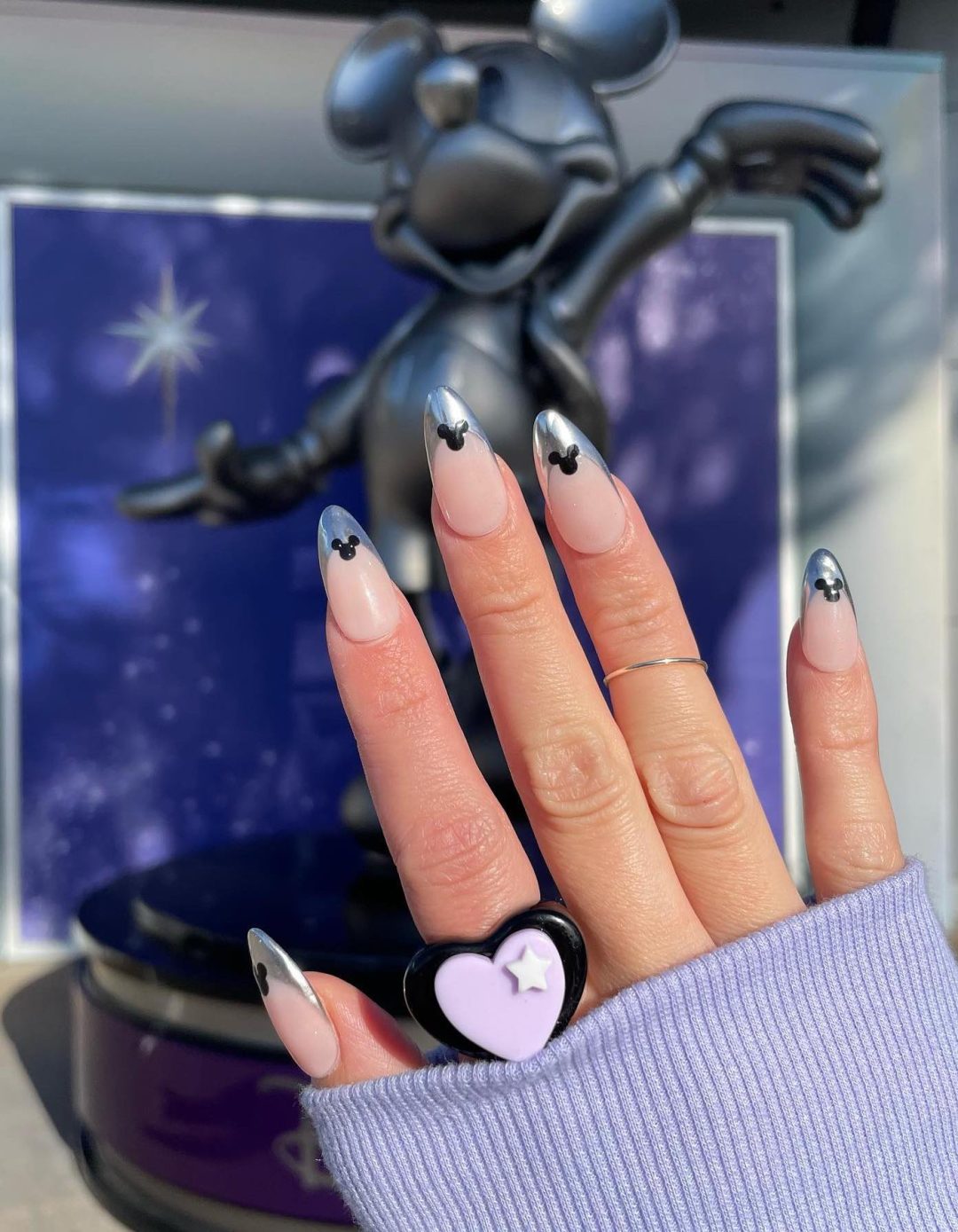 Glossy Chrome Tips Visual Idea Glossy Chrome Tips Visual Idea β Disney Christmas Nails 2026