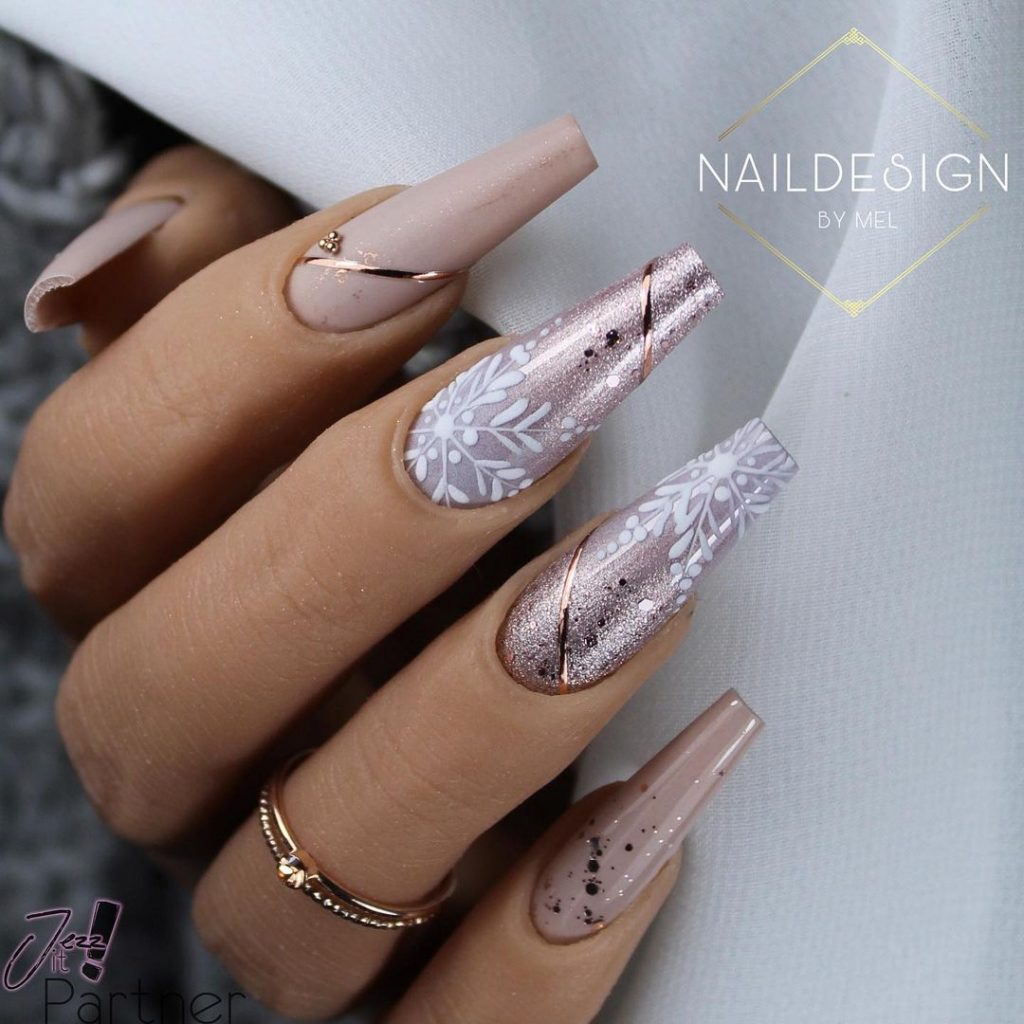 Nude Pink Rose Gold Foil Snowflake Coffin Nails Nude Pink Rose Gold Foil Snowflake Coffin Nails β Long Winter Coffin Nails
