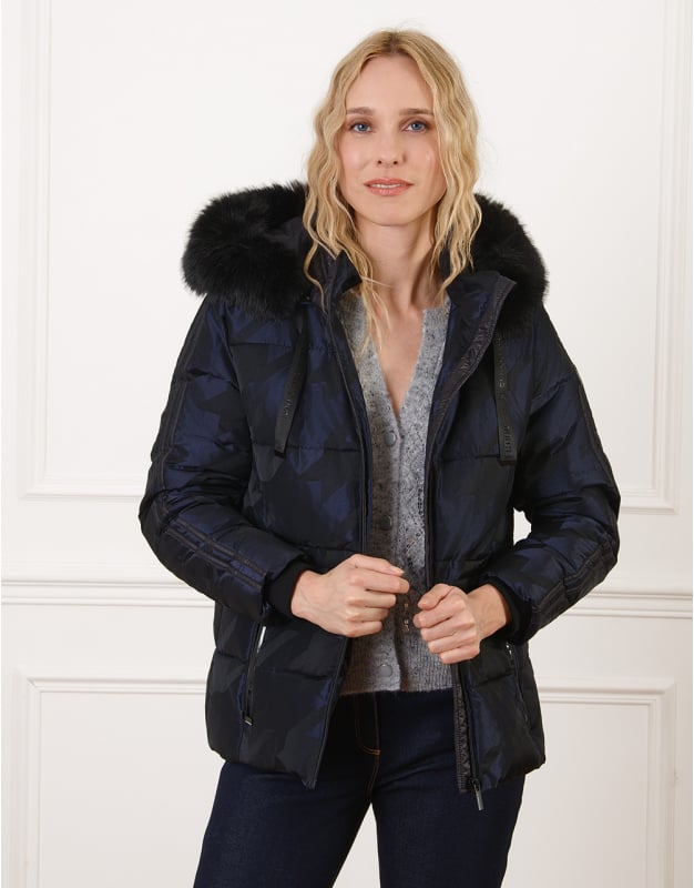 Navy Puffer Jacket with Fur-Trimmed Hood and Grey Cardigan — Winter Puffer Jacket Outfits