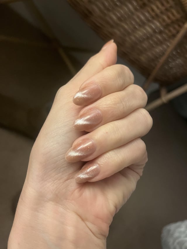 Beige Glitter with White Curved Line — Winter Nails for Teens