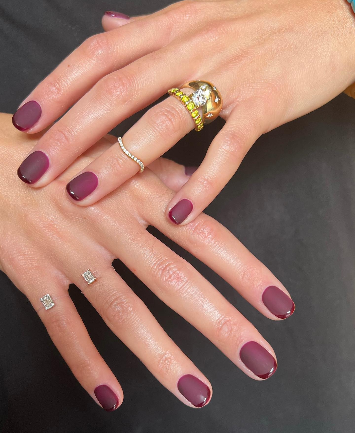 Berry to Burgundy Matte Gradient Nails Berry to Burgundy Matte Gradient Nails β Winter Matte Nails